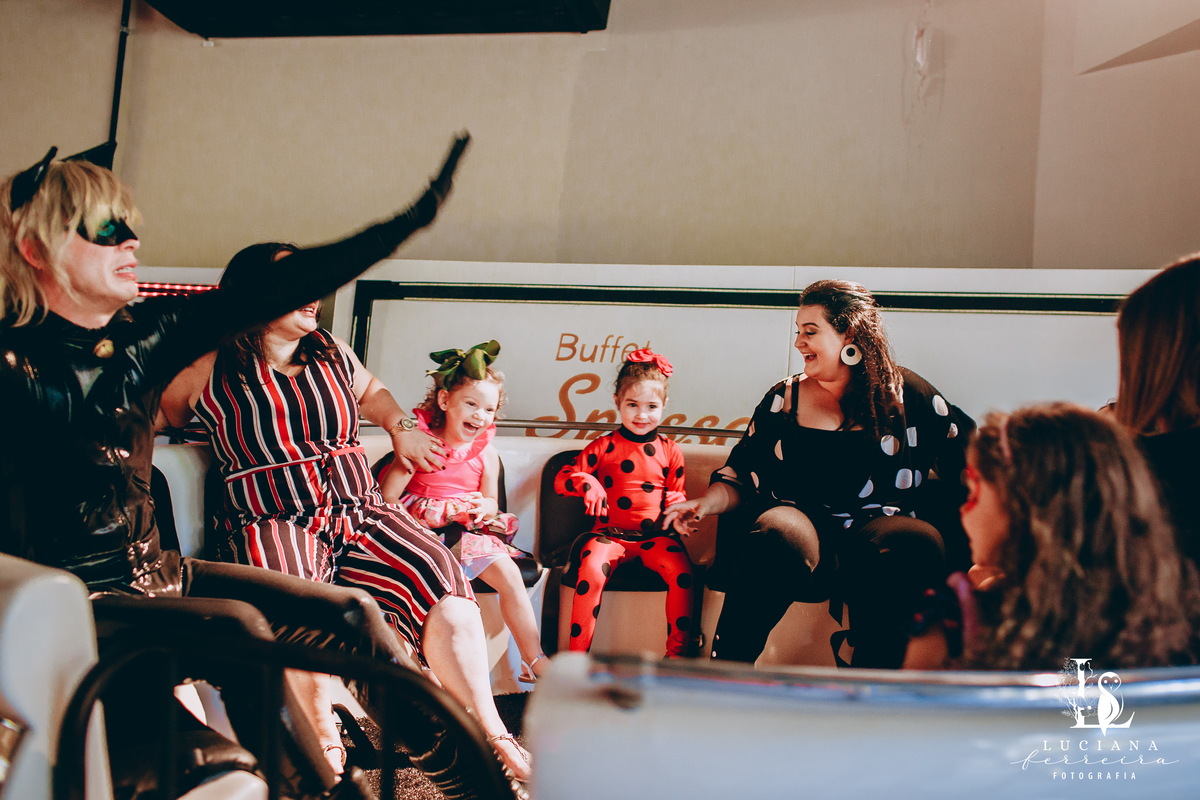 Aniversário Infantil com Tema LadyBug no Spasso Dourado Kids