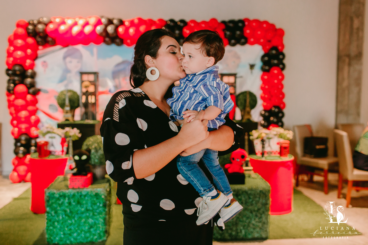 Aniversário Infantil com Tema LadyBug no Spasso Dourado Kids