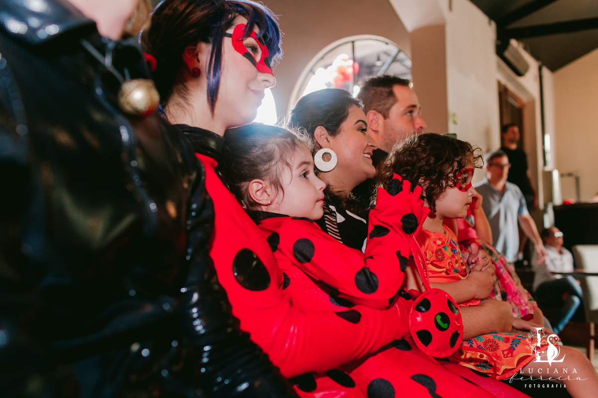 Aniversário Infantil com Tema LadyBug no Spasso Dourado Kids
