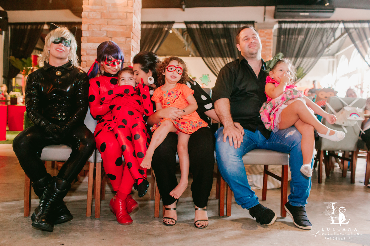 Aniversário Infantil com Tema LadyBug no Spasso Dourado Kids