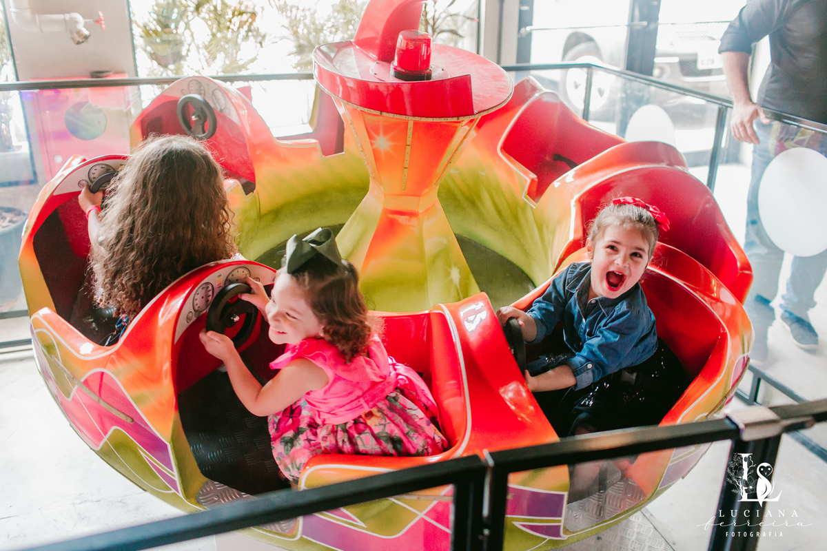 Aniversário Infantil com Tema LadyBug no Spasso Dourado Kids