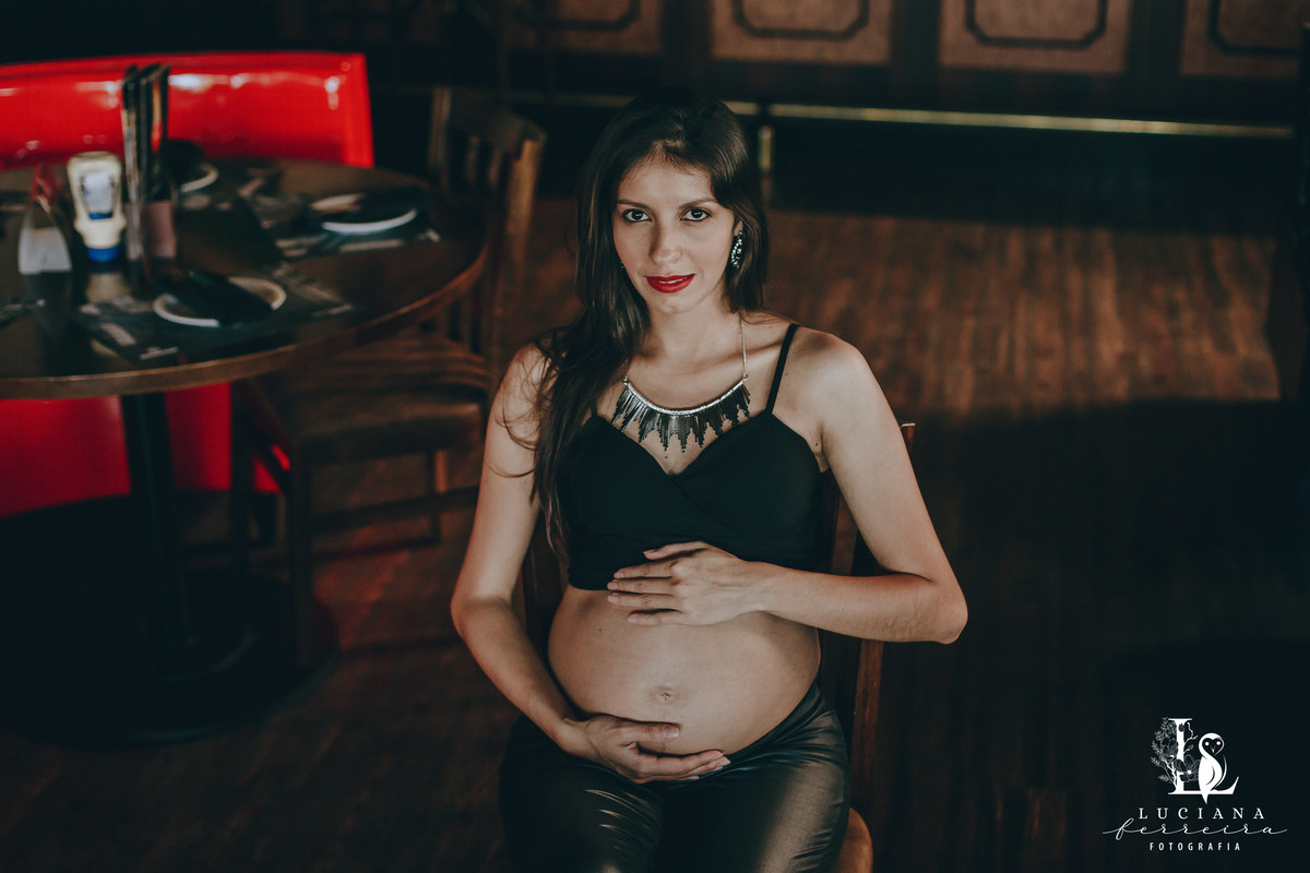 Ensaio Gestante no Restaurante Madison, em Sorocaba