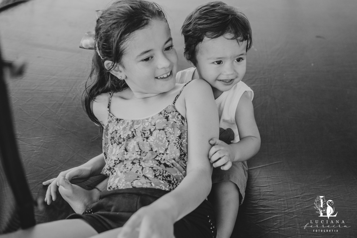 Criança Feliz no Pula Pula