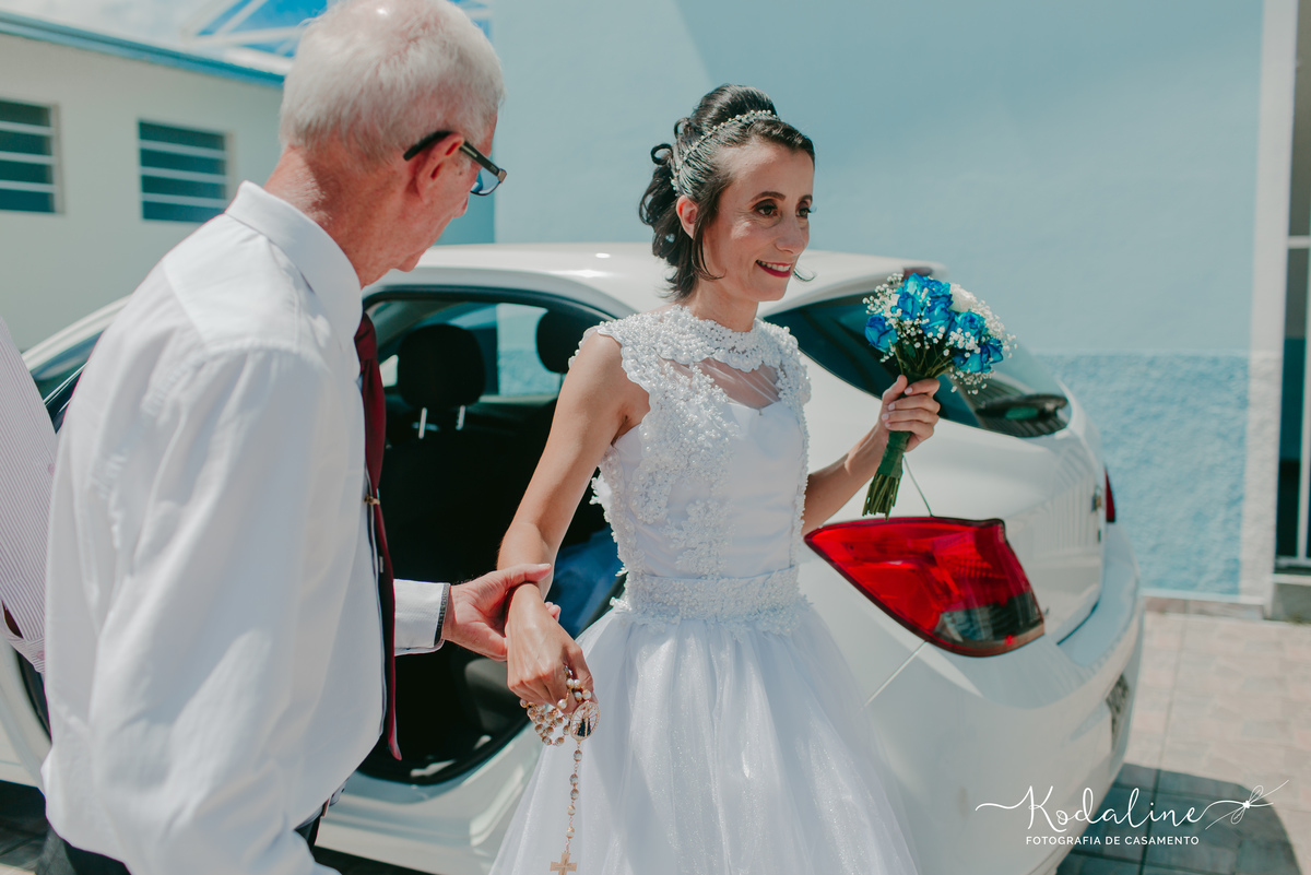 Casamento na igreja em Mairinque. Igreja Nossa Senhora Aparecida