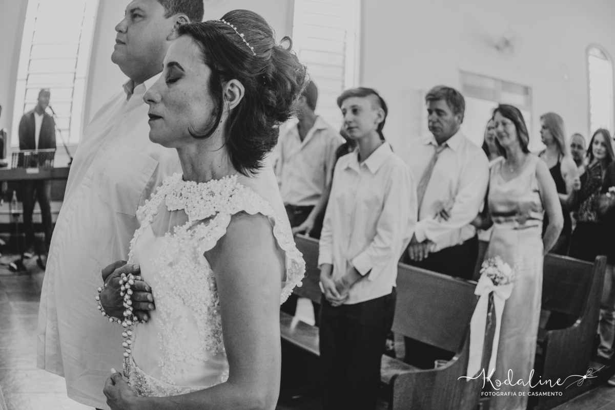 Casamento na igreja em Mairinque. Igreja Nossa Senhora Aparecida