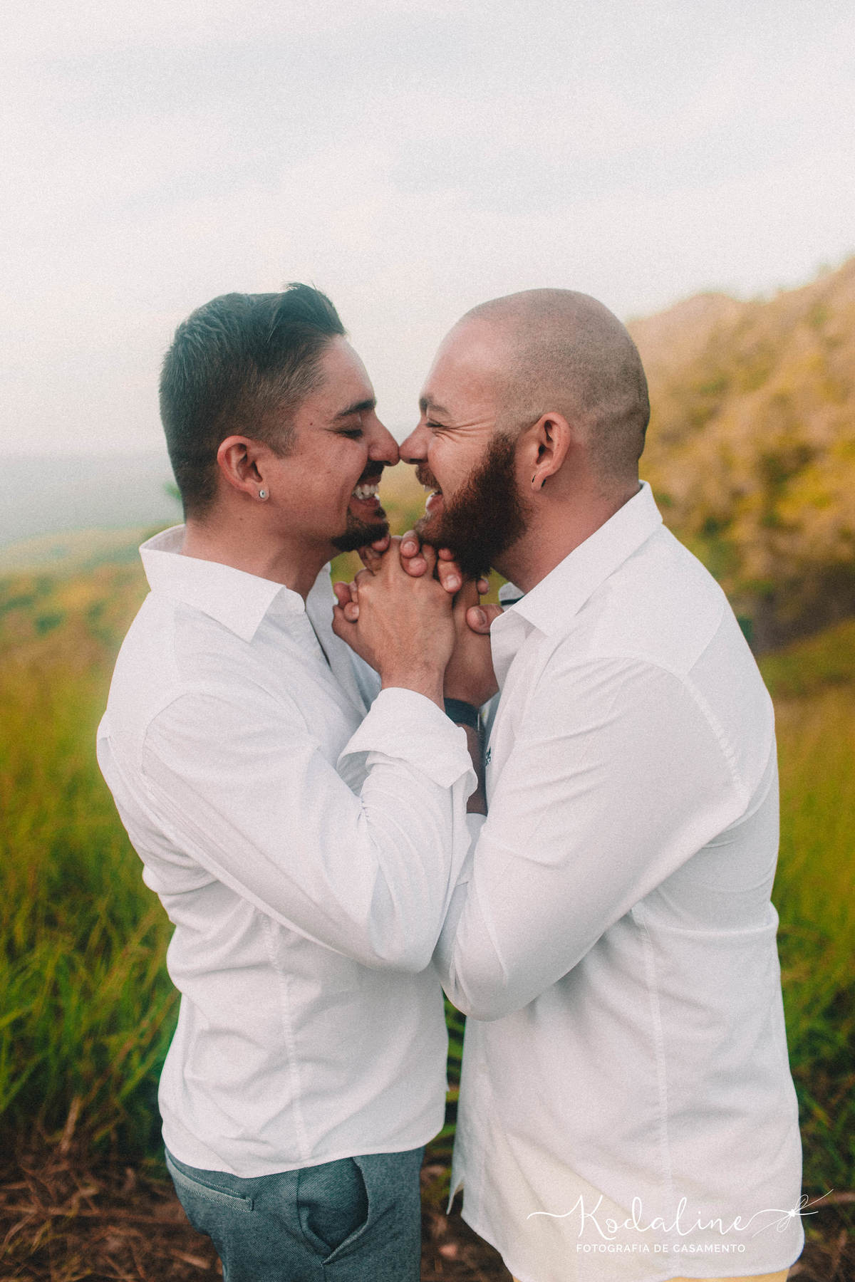 Ensaio casal homoafetivo realizado no Morro do Saboó em São Roque, Ensaio pré casamento no Saboó.