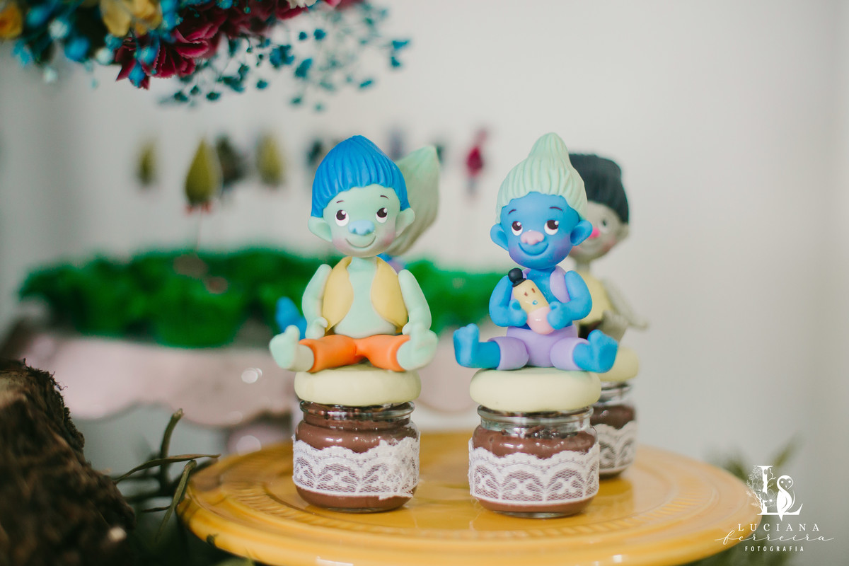 Festa de menina com tema Trolls realizada no Buffet Festar em São Roque