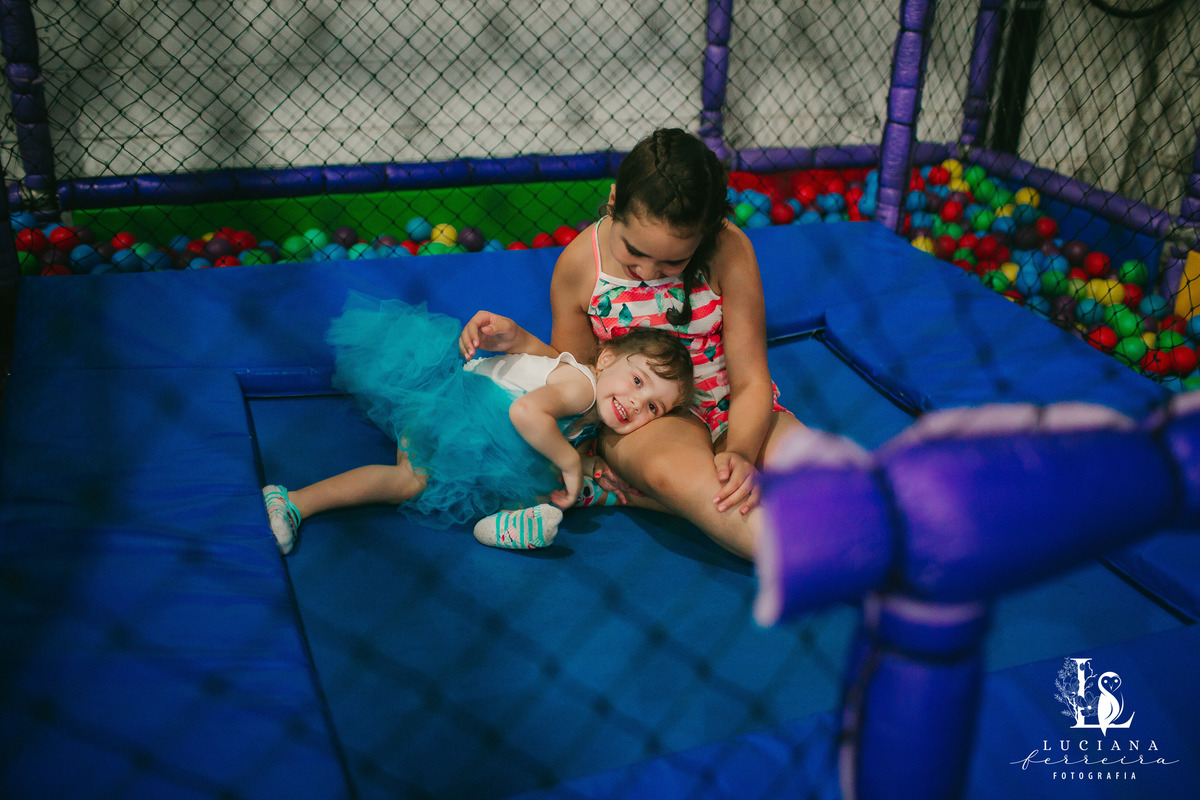 Festa de menina com tema Trolls realizada no Buffet Festar em São Roque