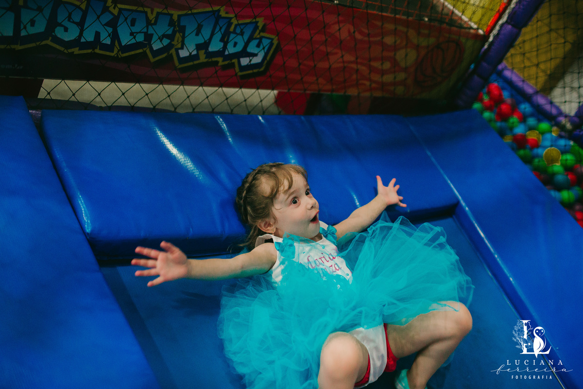 Festa de menina com tema Trolls realizada no Buffet Festar em São Roque