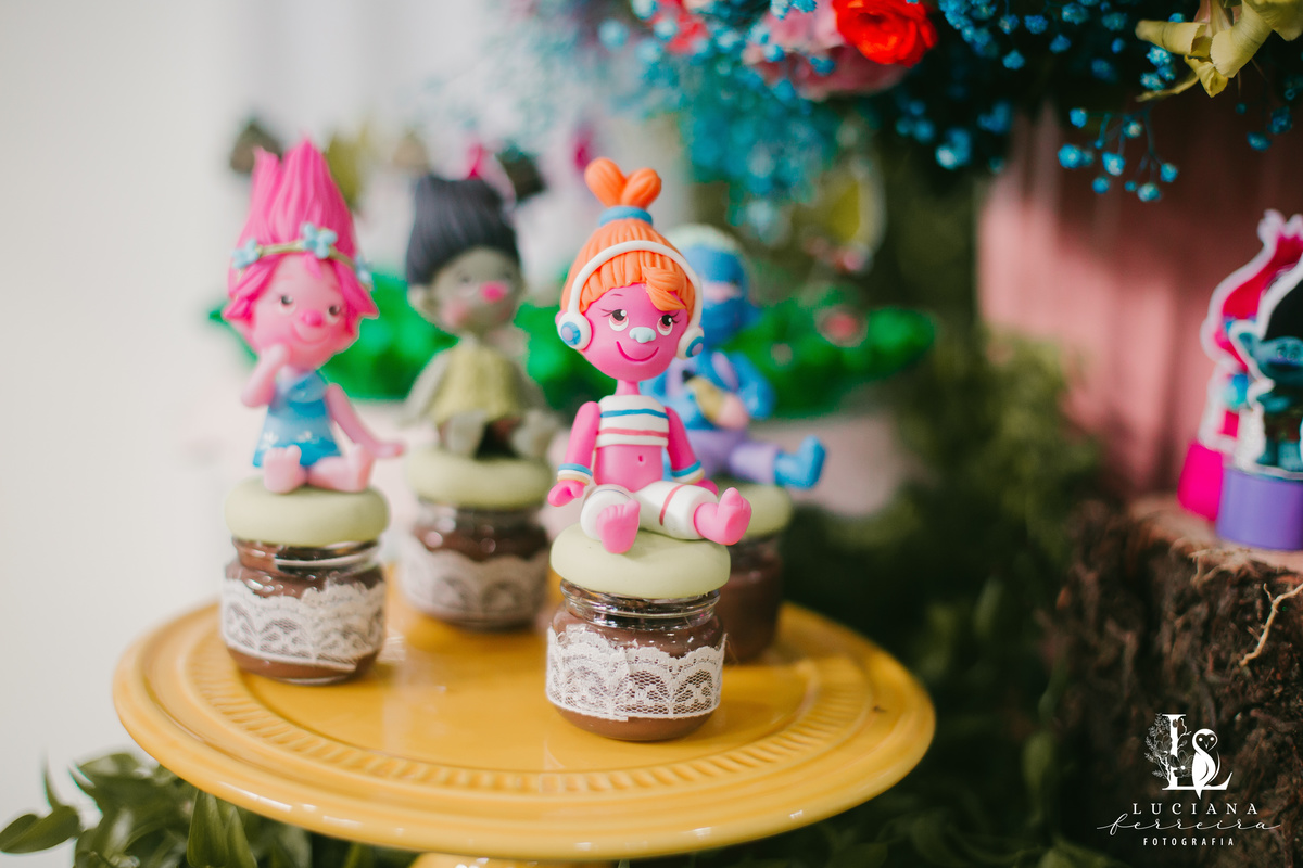 Festa de menina com tema Trolls realizada no Buffet Festar em São Roque