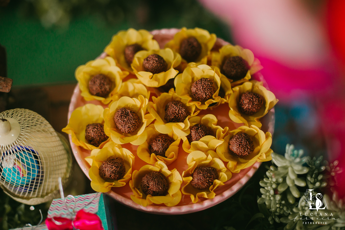 Festa de menina com tema Trolls realizada no Buffet Festar em São Roque