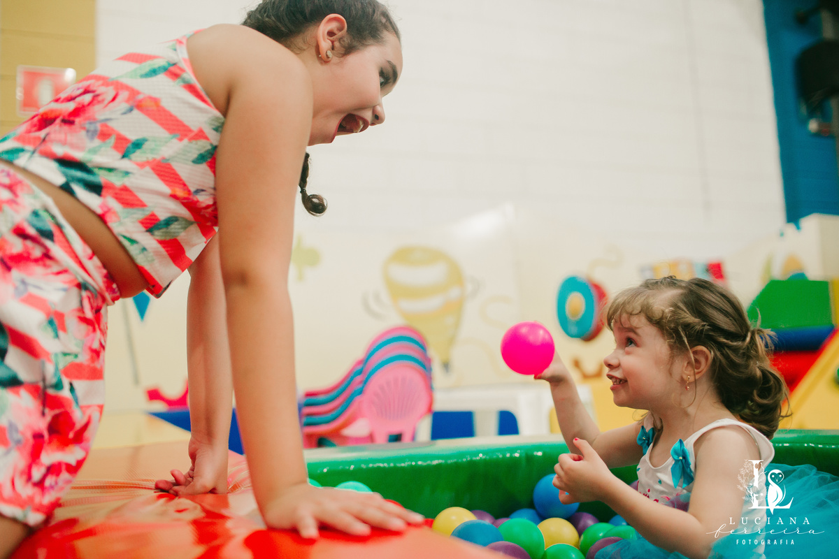 Festa de menina com tema Trolls realizada no Buffet Festar em São Roque