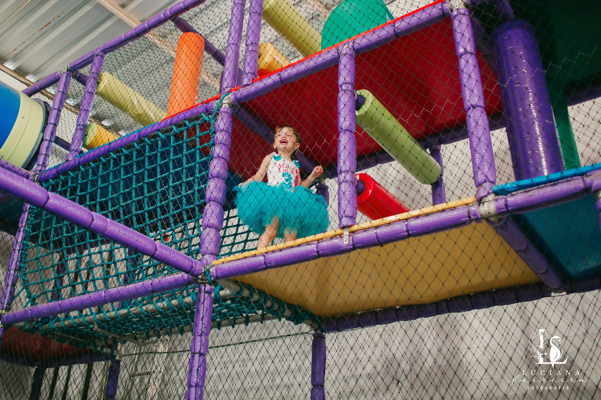 Festa de menina com tema Trolls realizada no Buffet Festar em São Roque