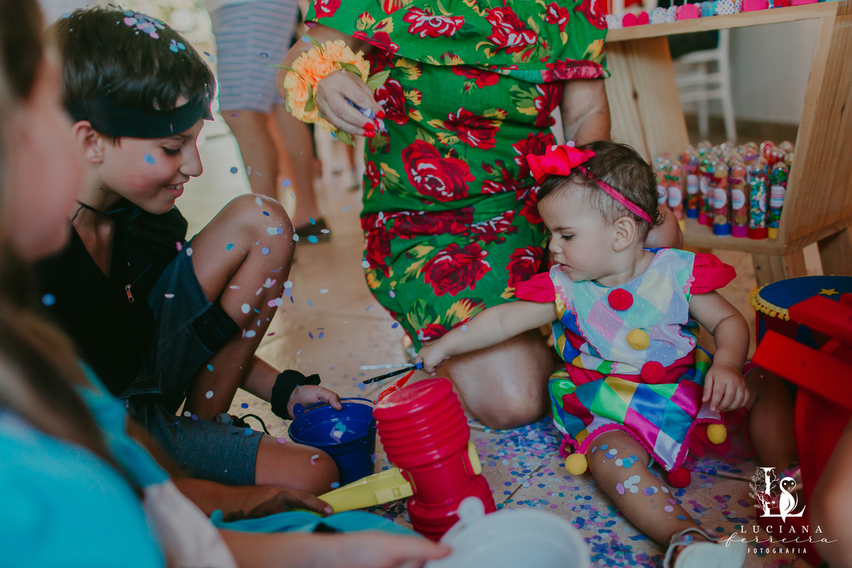 Aniversário das gêmeas Olivia e Martina em São Roque. Olivia e Martina 1 Aninho. Festa de Aniversário com tema Carnaval