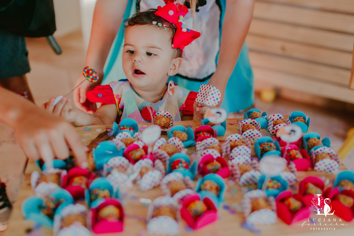 Aniversário das gêmeas Olivia e Martina em São Roque. Olivia e Martina 1 Aninho. Festa de Aniversário com tema Carnaval