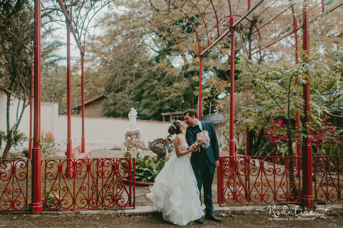 Casamento lindo realizado na igreja Nossa Senhora do Patrocínio em Itu