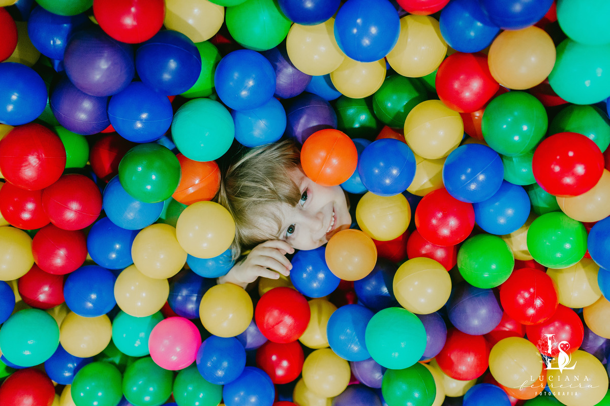 Aniversário Infantil com tema espaço sideral realizado no Buffet Estação Folia em Osasco