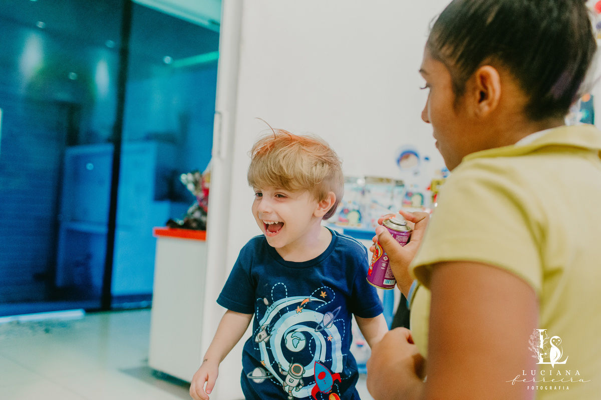 Aniversário Infantil com tema espaço sideral realizado no Buffet Estação Folia em Osasco