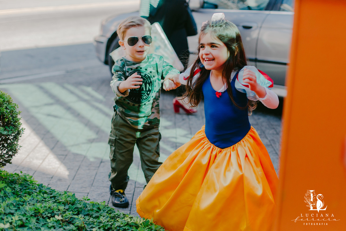 Aniversário Infantil com tema Branca de Neve no Buffet Bloop Zook, em Osasco