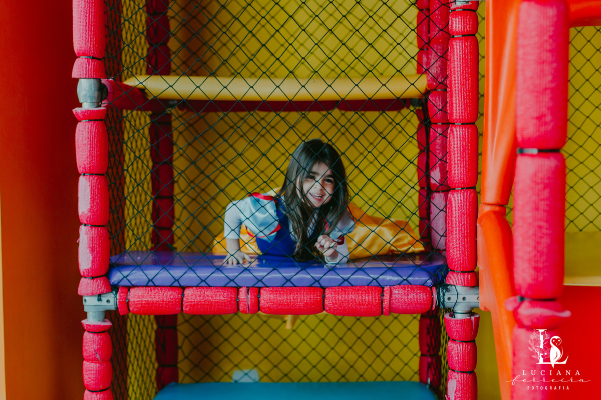 Aniversário Infantil com tema Branca de Neve no Buffet Bloop Zook, em Osasco