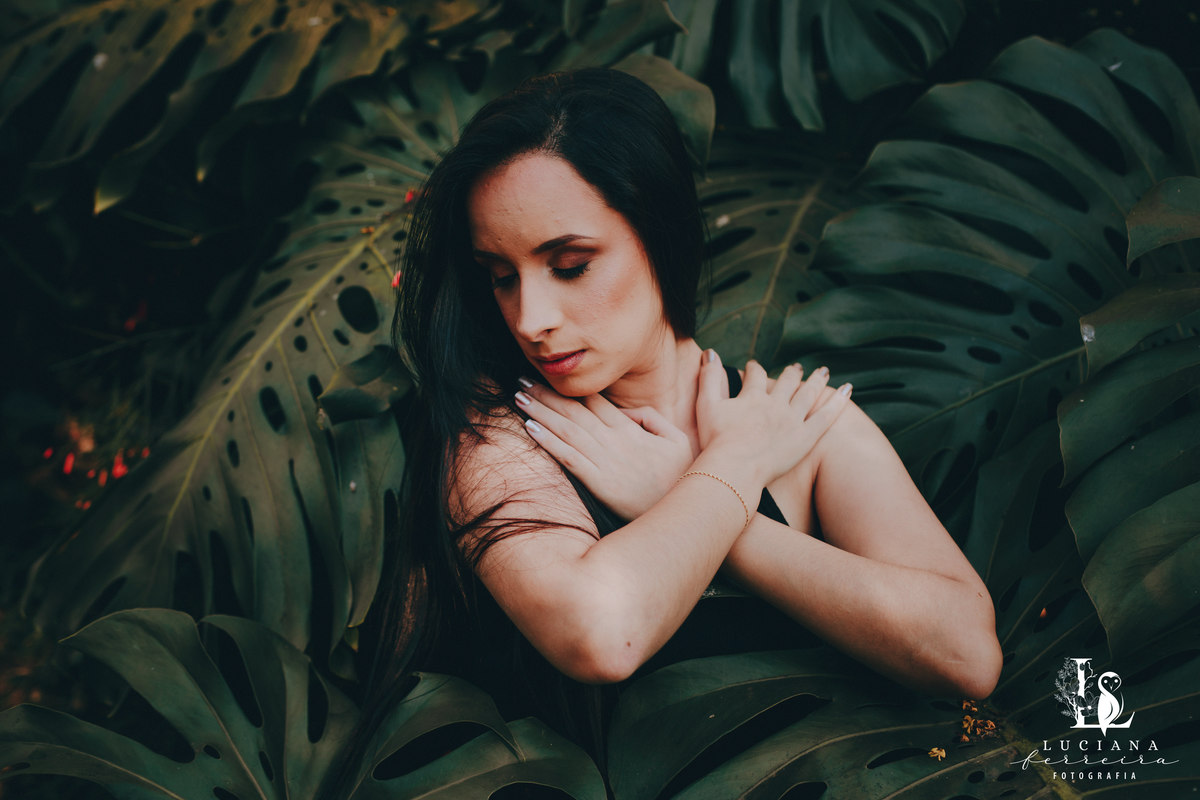 Ensaio feminino realizado na Pousada Aldeia em São Roque