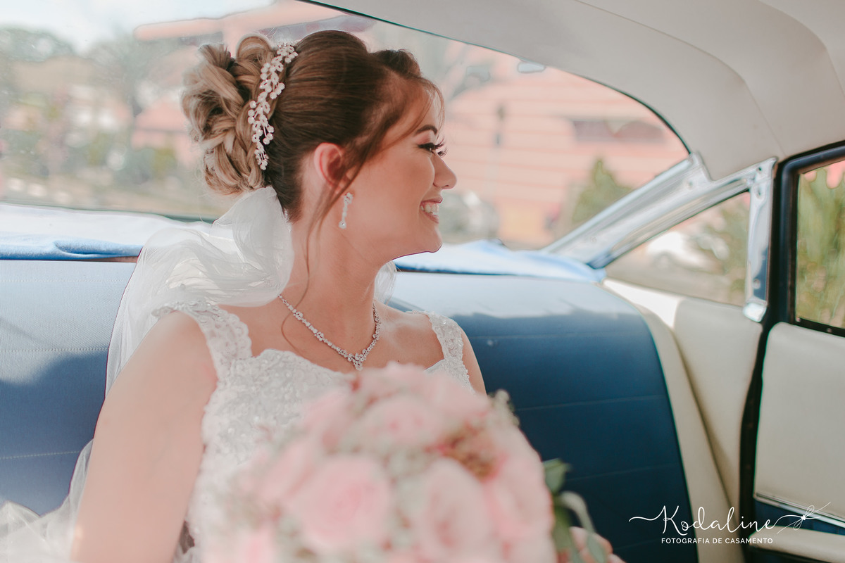 Casamento em São Roque com making-of na Claris e festa no Casa Blanca