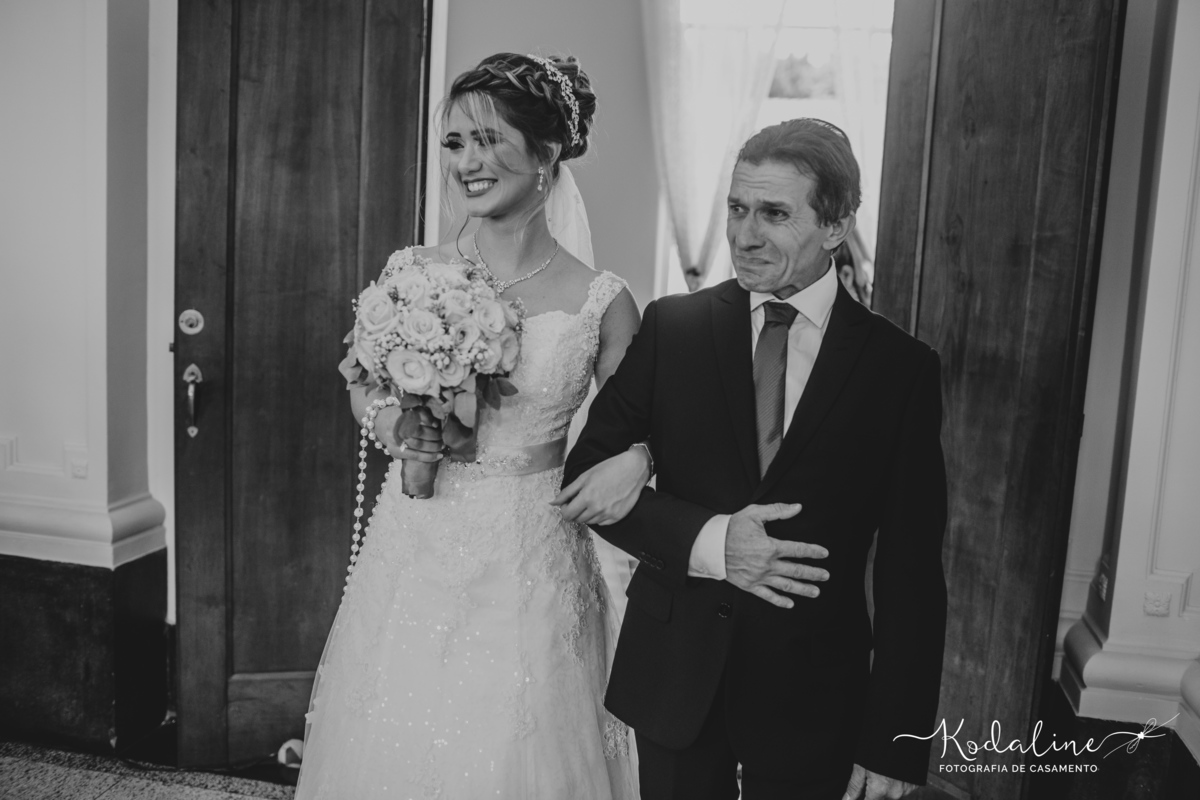 Casamento em São Roque com making-of na Claris e festa no Casa Blanca