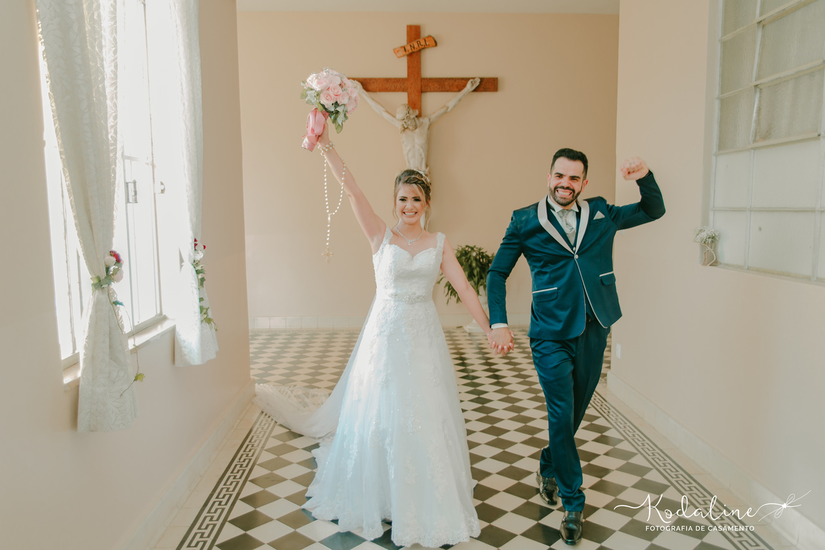 Casamento em São Roque com making-of na Claris e festa no Casa Blanca