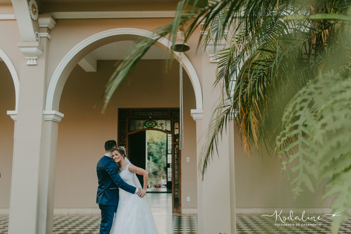 Casamento em São Roque com making-of na Claris e festa no Casa Blanca