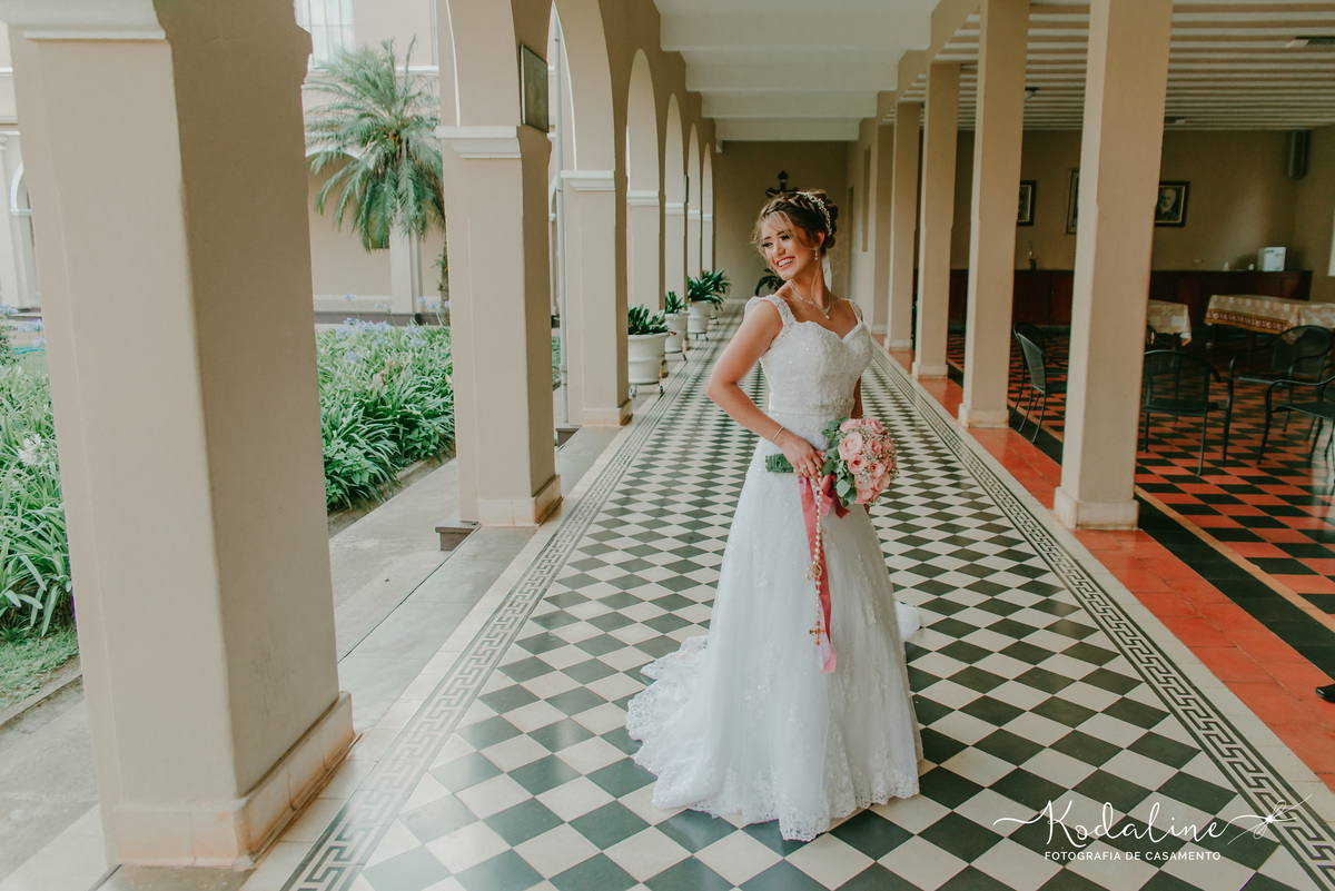 Casamento em São Roque com making-of na Claris e festa no Casa Blanca
