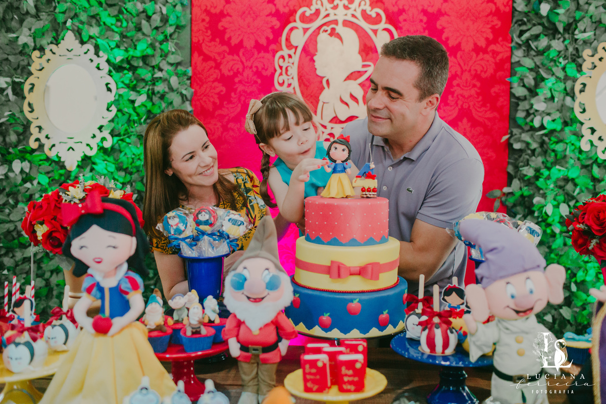 Aniversário Infantil com tema Branca de Neve realizado no espaço Brincar na cidade de São Roque