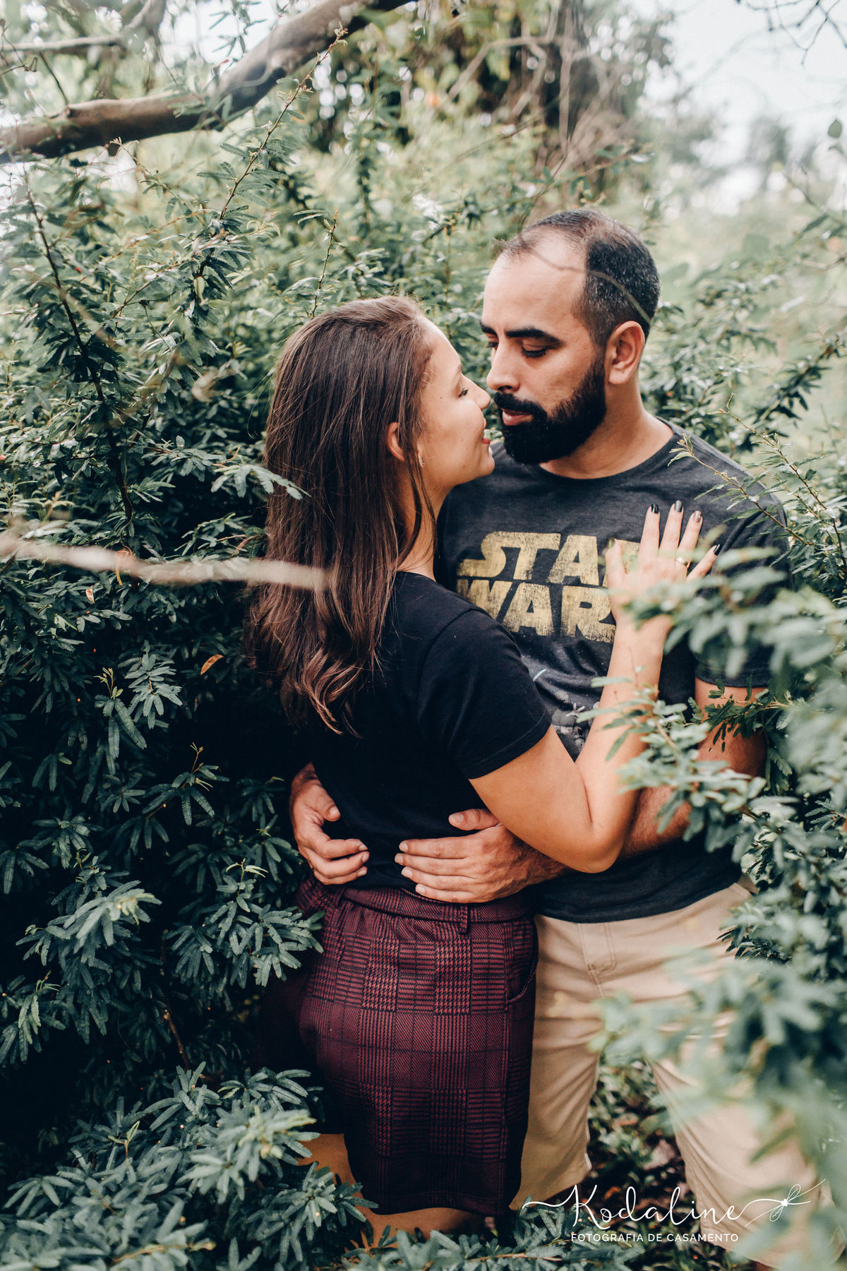 Ensaio pré-casamento realizado na cidade de São Roque com moto e cachorro