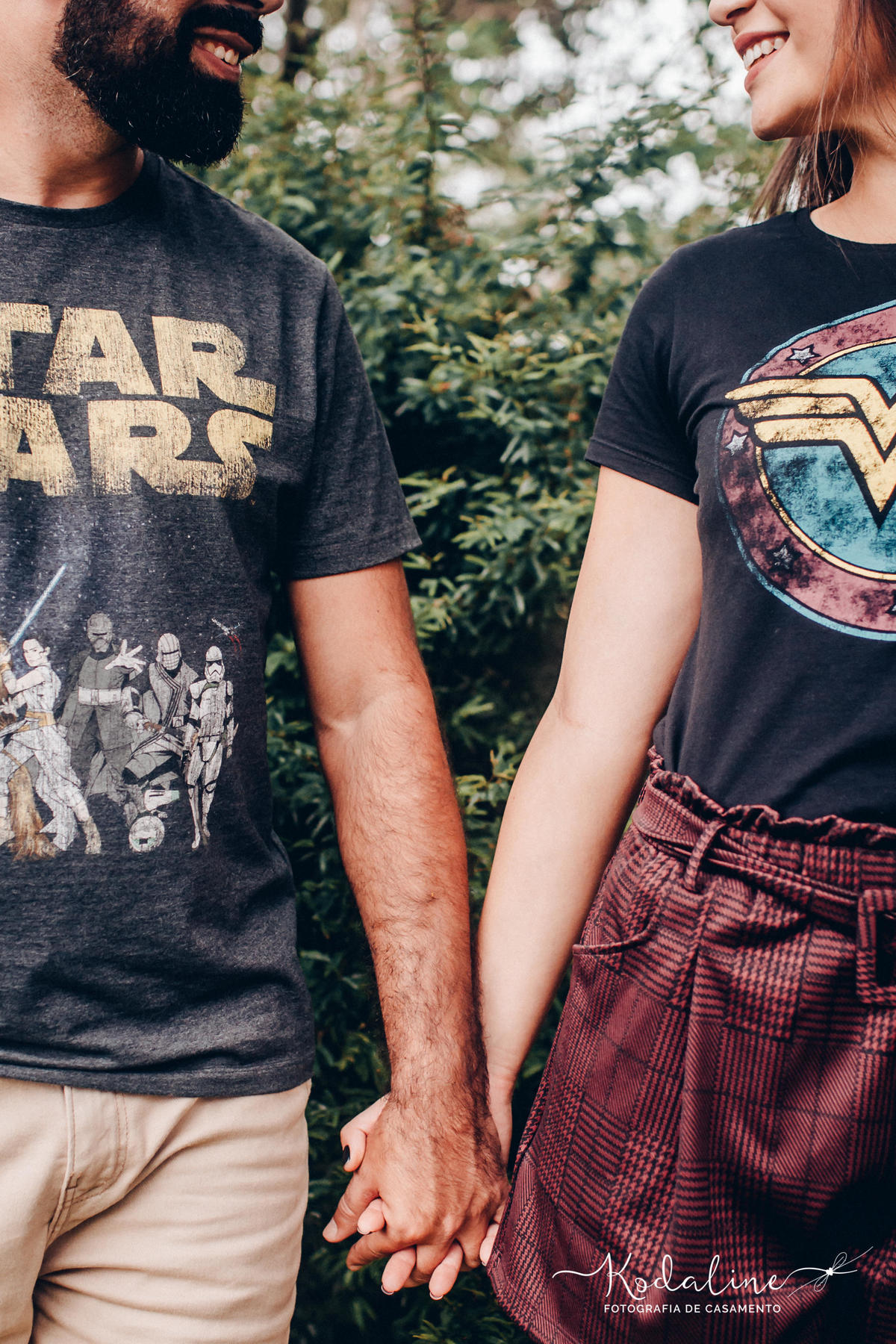 Ensaio pré-casamento realizado na cidade de São Roque com moto e cachorro