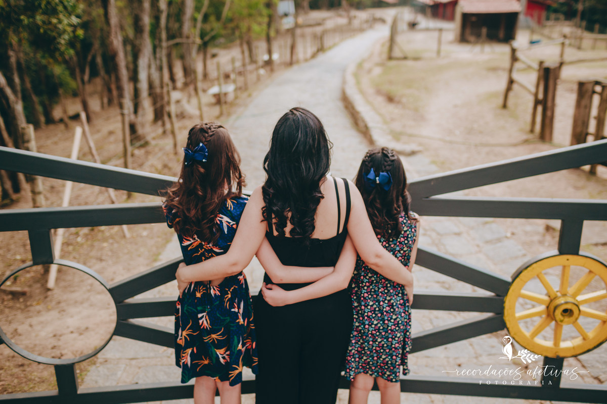 Ensaio família realizado na Pousada Aldeia em São Roque, São Paulo