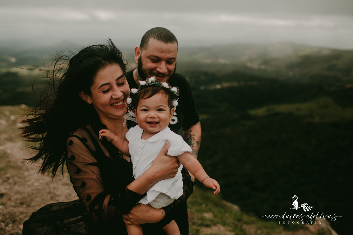 Ensaio família realizado no Morro do Saboó, em São Roque