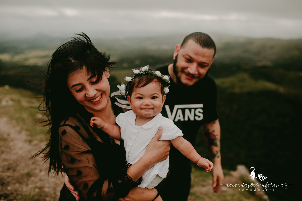 Ensaio família realizado no Morro do Saboó, em São Roque