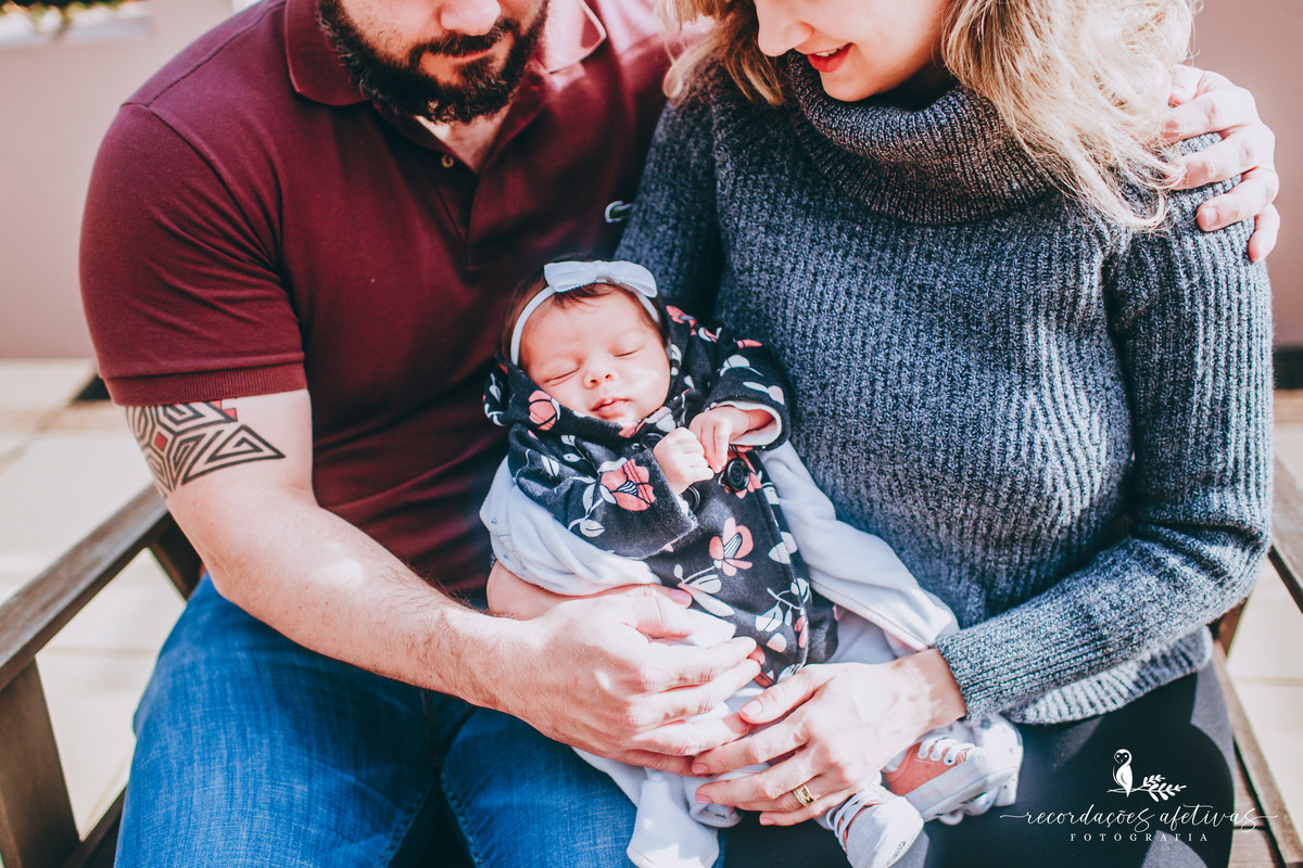 Ensaio família lifestyle. Ensaio recém-nascido estilo lifestyle 