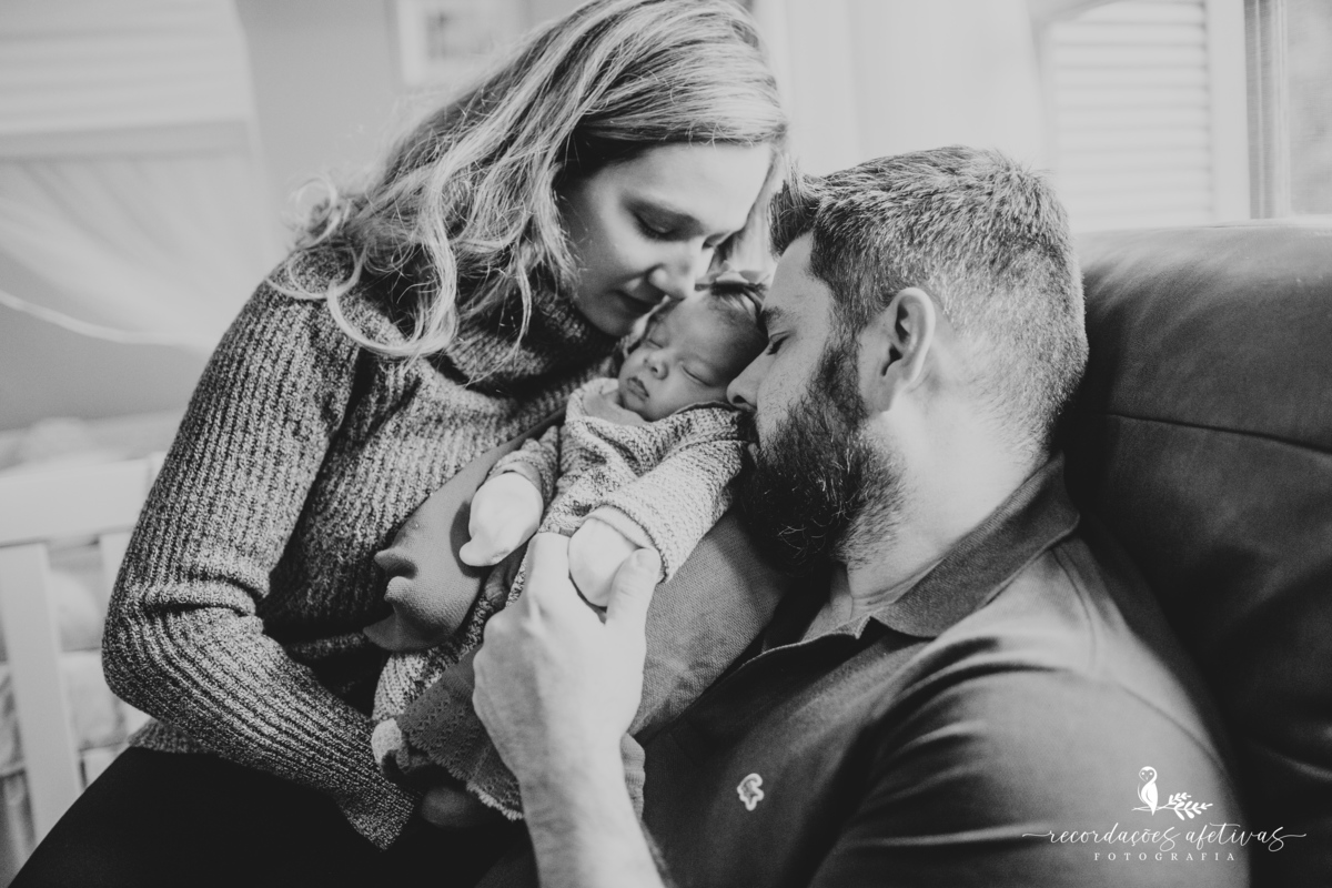 Ensaio família lifestyle. Ensaio recém-nascido estilo lifestyle 