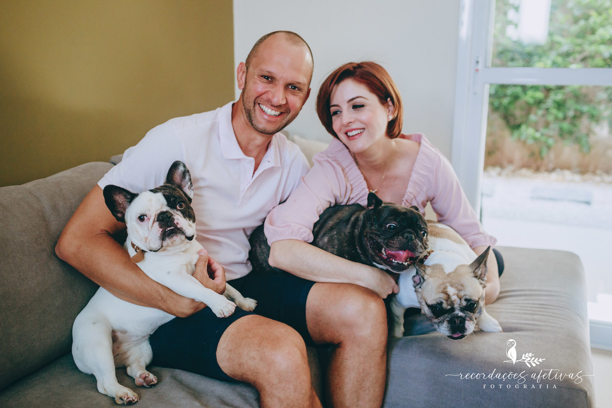 Ensaio gestante com pets, realizado em Sorocaba