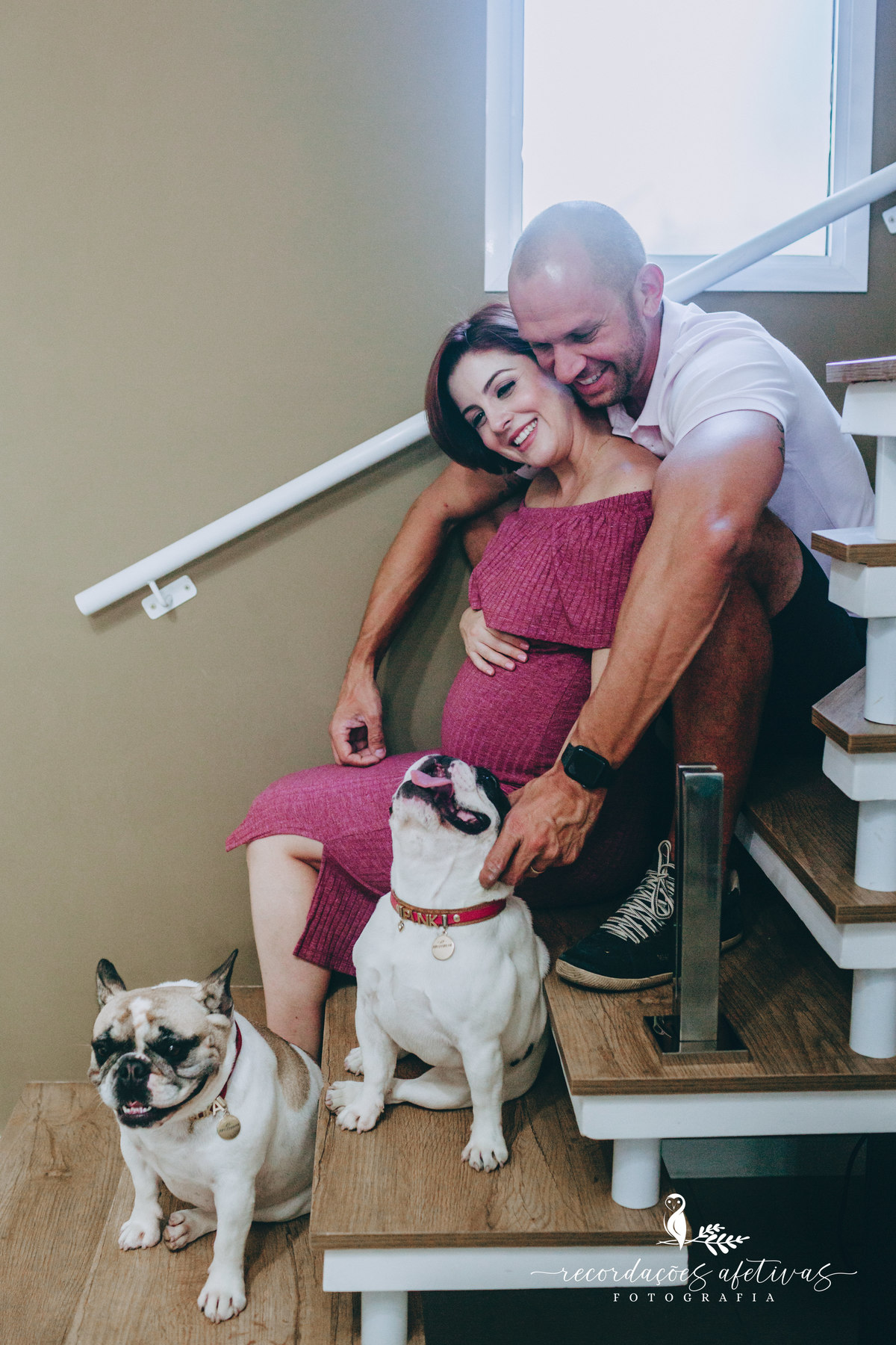 Ensaio gestante com pets, realizado em Sorocaba