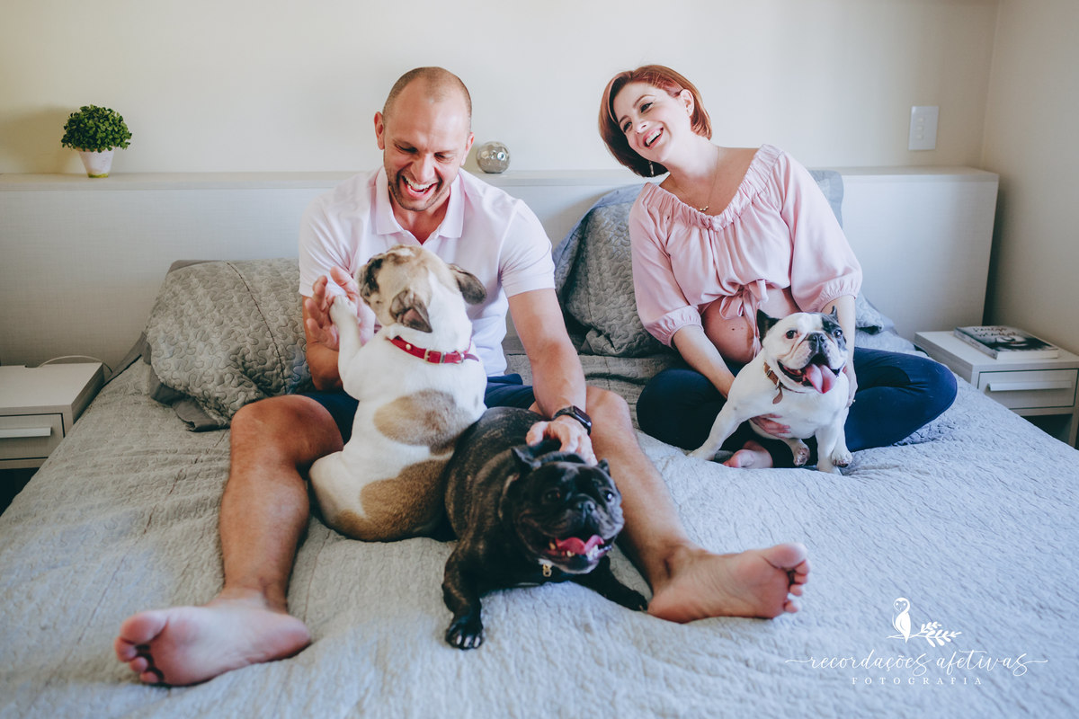 Ensaio gestante com pets, realizado em Sorocaba