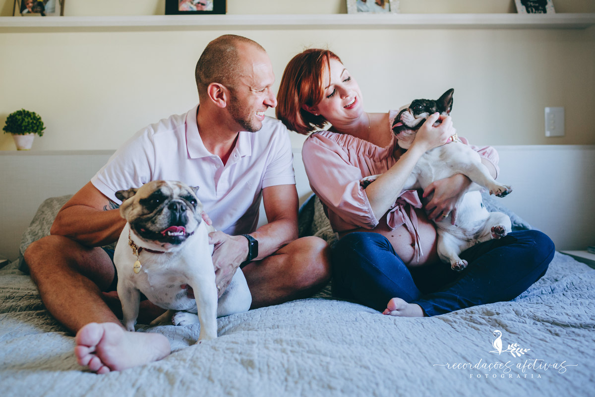 Ensaio gestante com pets, realizado em Sorocaba