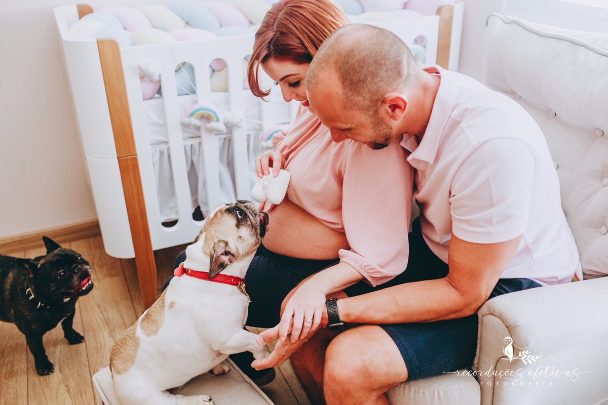 Ensaio gestante com pets, realizado em Sorocaba