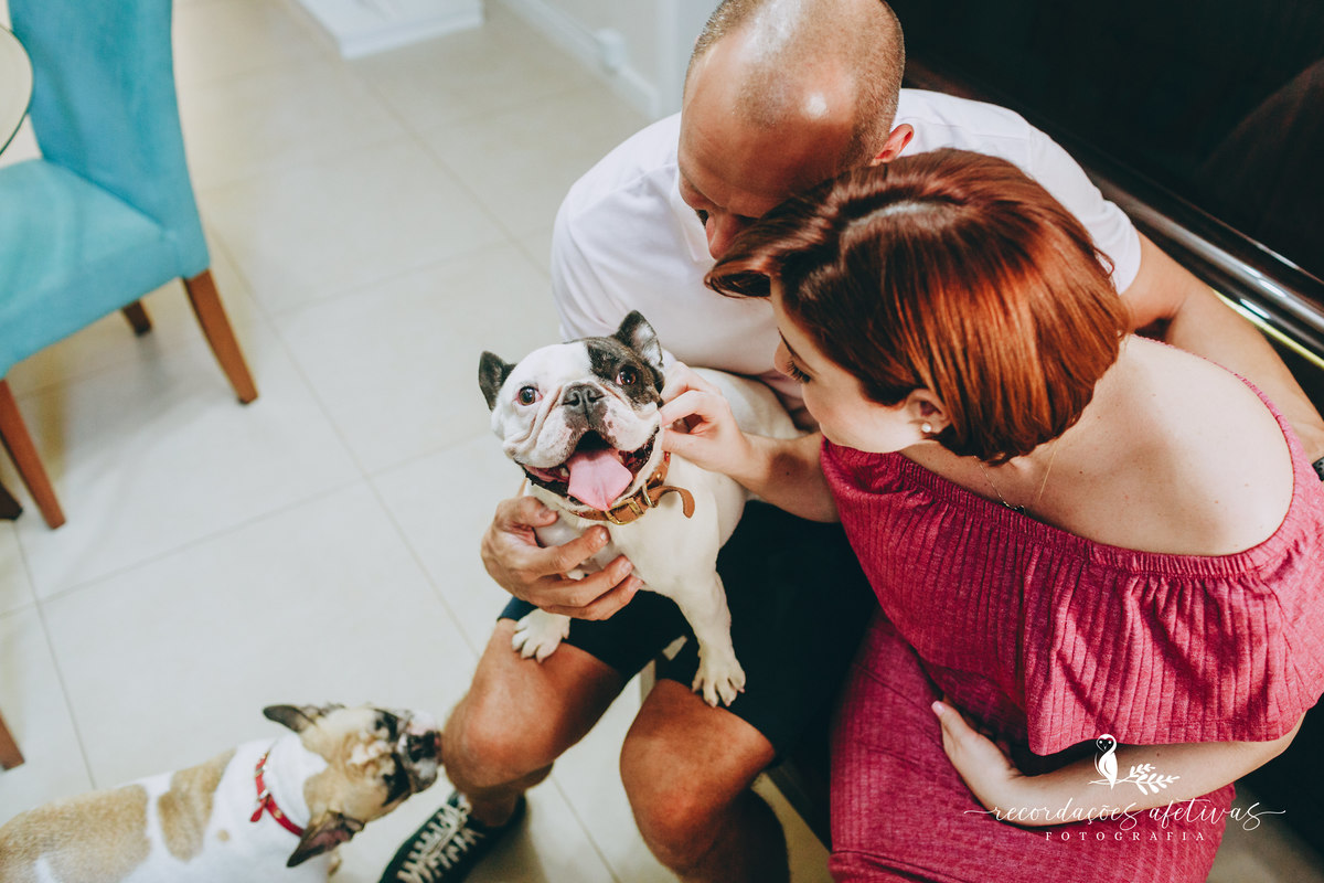 Ensaio gestante com pets, realizado em Sorocaba