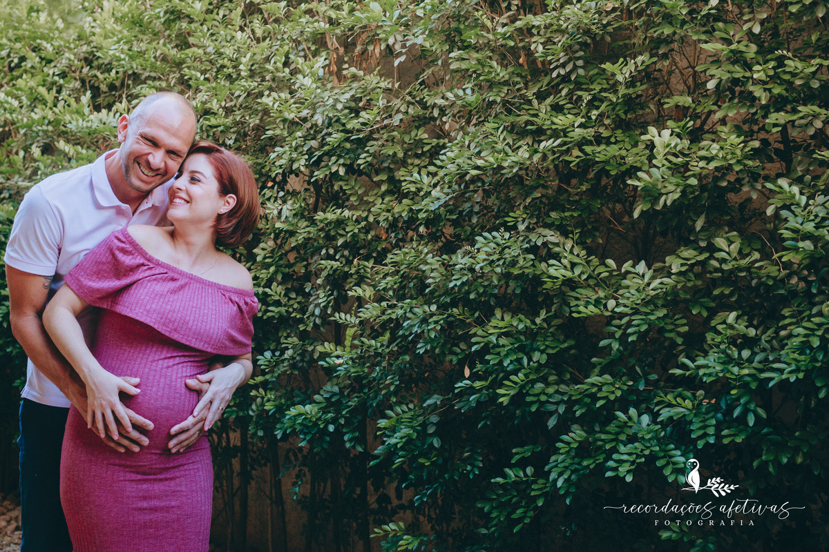 Ensaio gestante com pets, realizado em Sorocaba