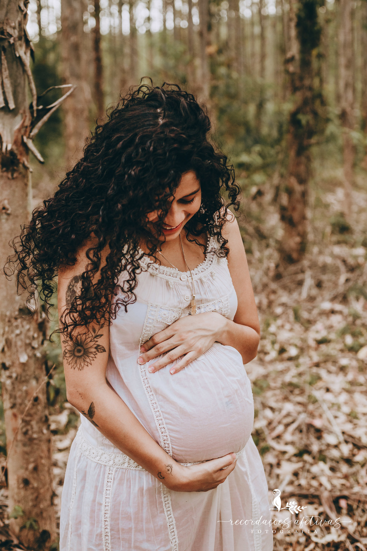 Ensaio Gestante em Plantação de Eucaliptos em Sorocaba