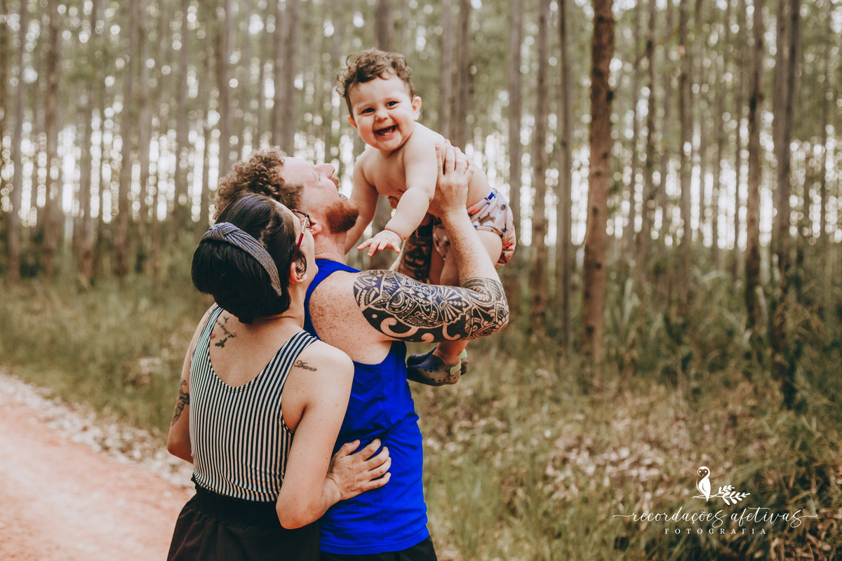 Ensaio Gestante em Plantação de Eucaliptos em Sorocaba