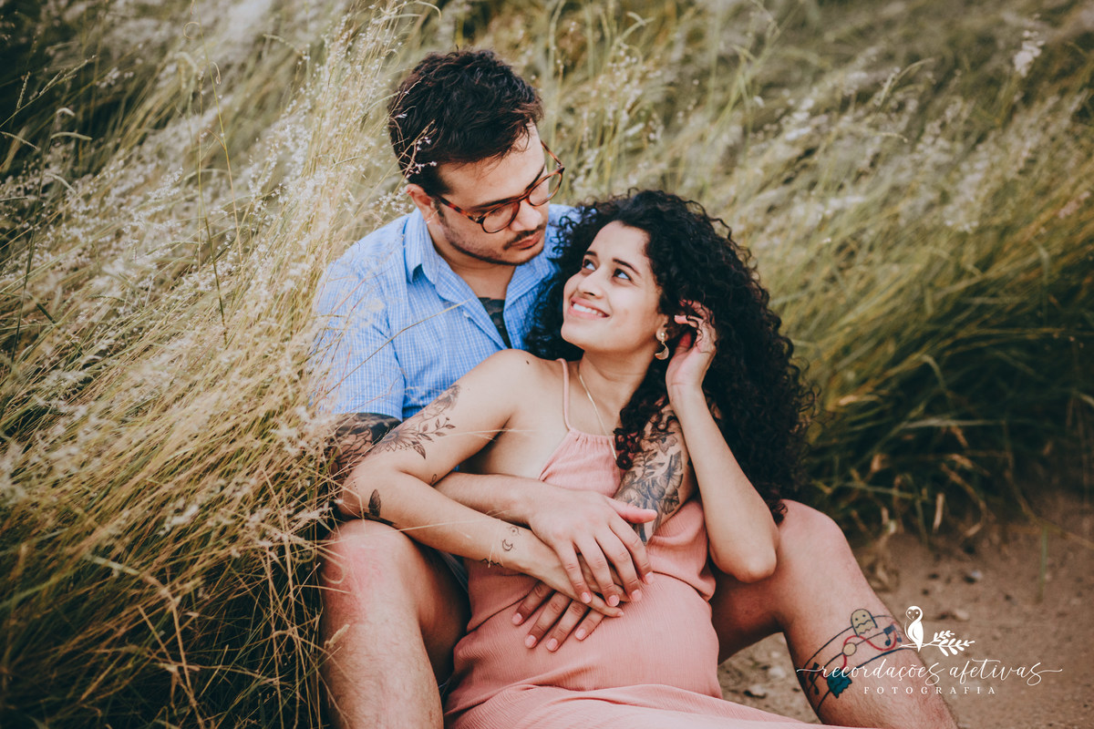 Ensaio Gestante em Plantação de Eucaliptos em Sorocaba