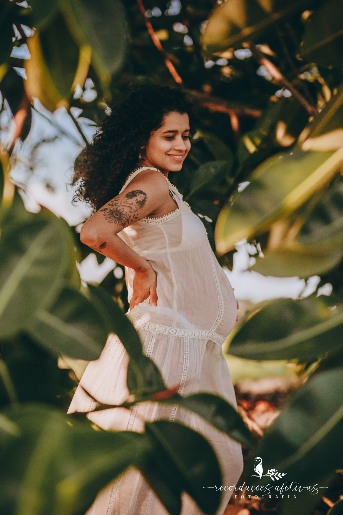 Ensaio Gestante em Plantação de Eucaliptos em Sorocaba