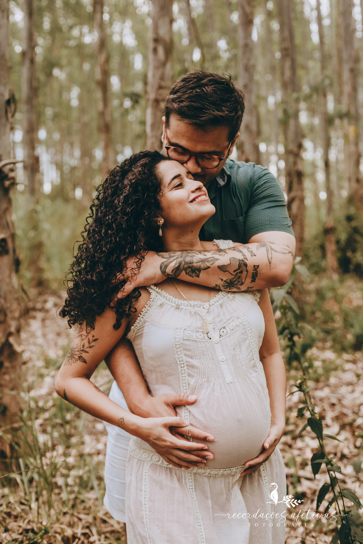 Ensaio Gestante em Plantação de Eucaliptos em Sorocaba